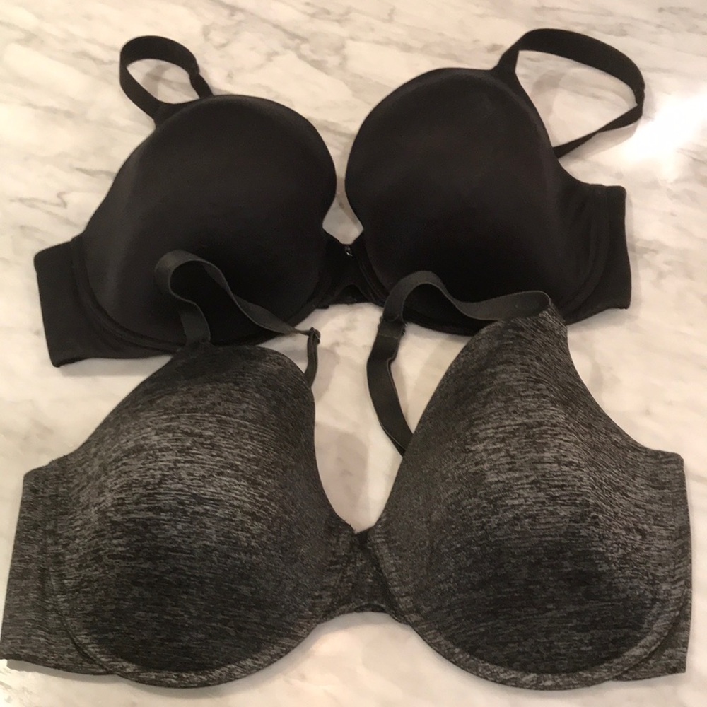 2 Victoria’s Secret Bras 38DDD